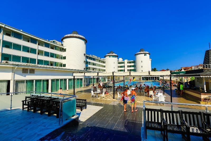 Royal Towers Hotel Kiris Exterior foto